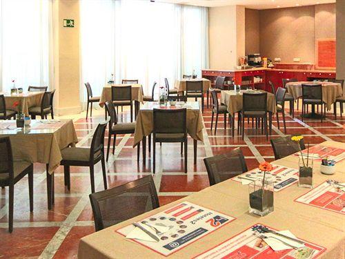 Hotel Th Boadilla Boadilla del Monte Zewnętrze zdjęcie